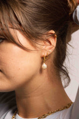 IX Bera 22K Gold plattiert Hoop w. Perlenreferen