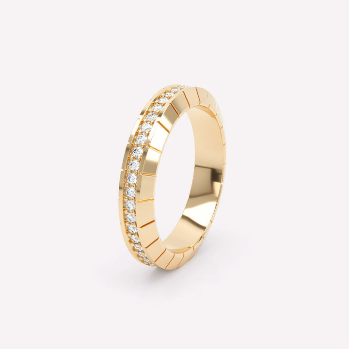 Eternity 4mm 18K Gold Ring w. Lab-Grown Diamonds