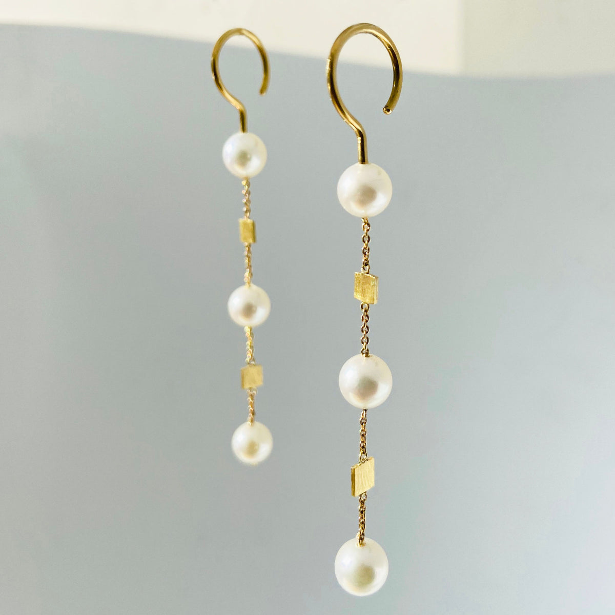 Bubbles 18K Gold Earring w. Pearls