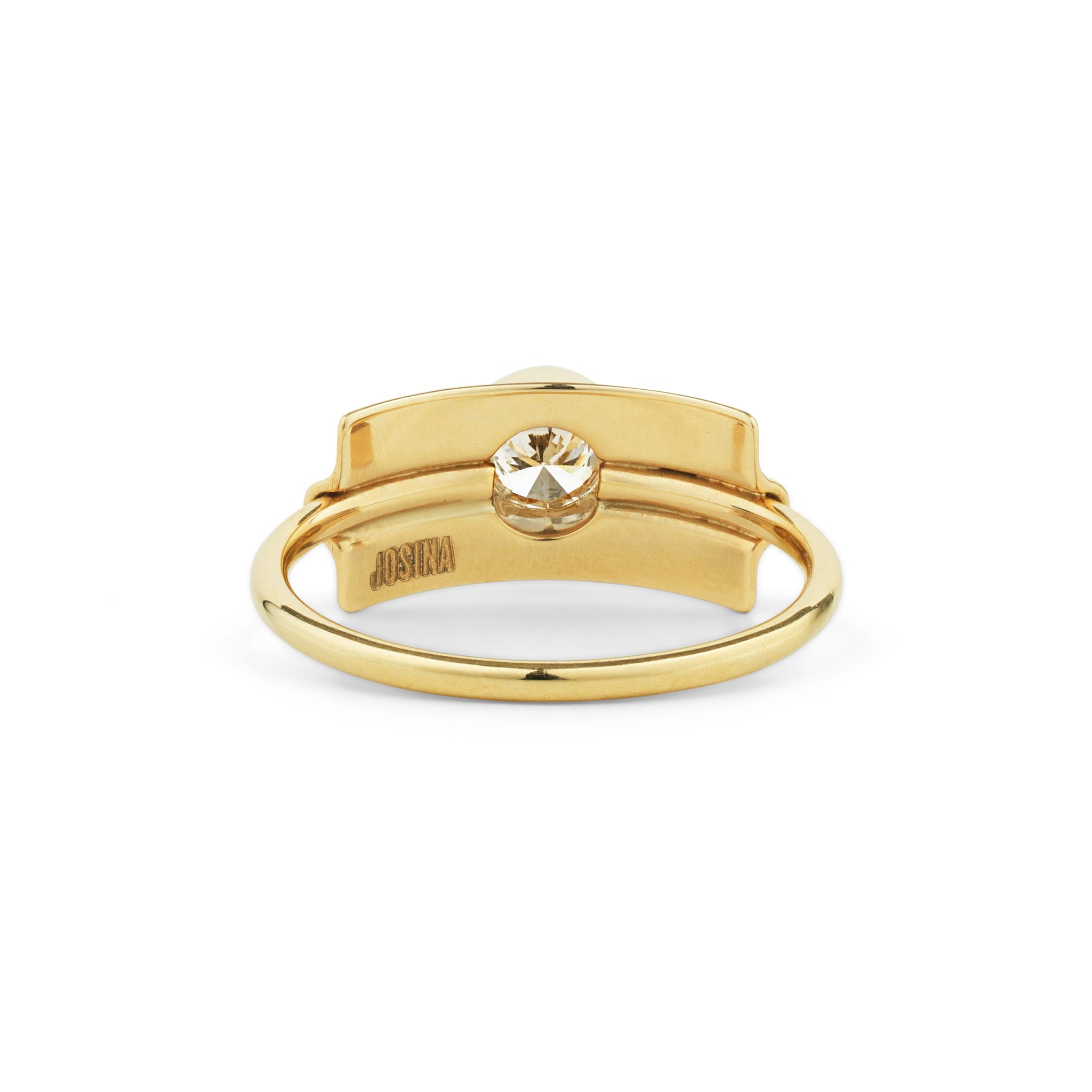 Folded 18K Gold Ring w. Diamonds