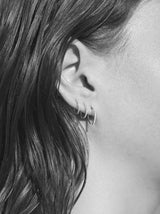 Black Collection Huggie 002