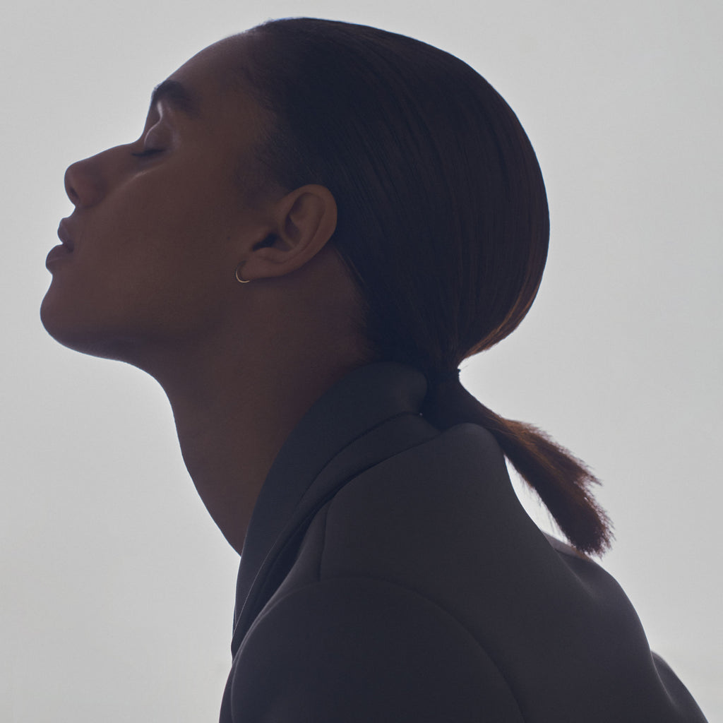 Black Collection Huggie 002