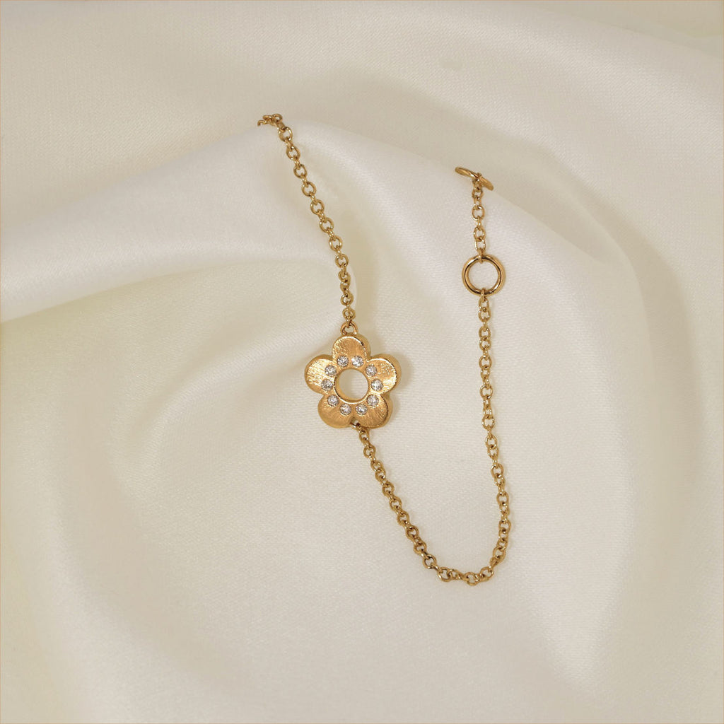 Flower Power 18K Gold Bracelet w. Diamonds