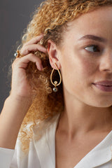 Glory Balance 18K Gold Pendant w. Diamond & Tahiti Pearl