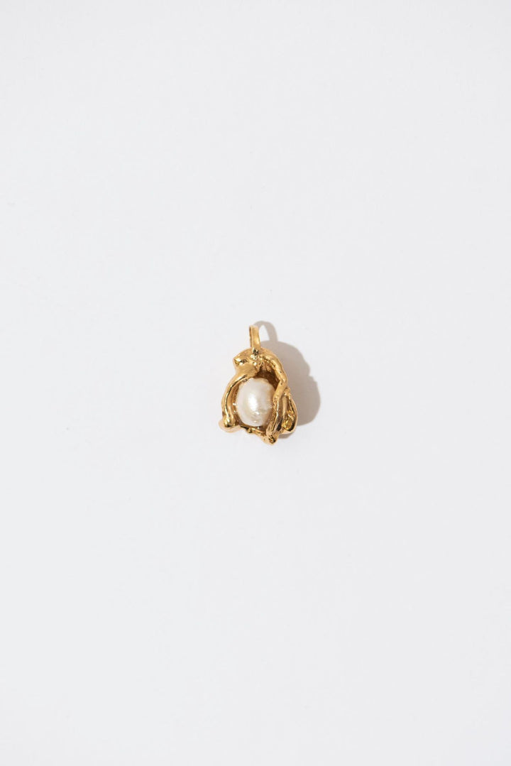 Der Kokosnussgold -Anhänger w. Perlen
