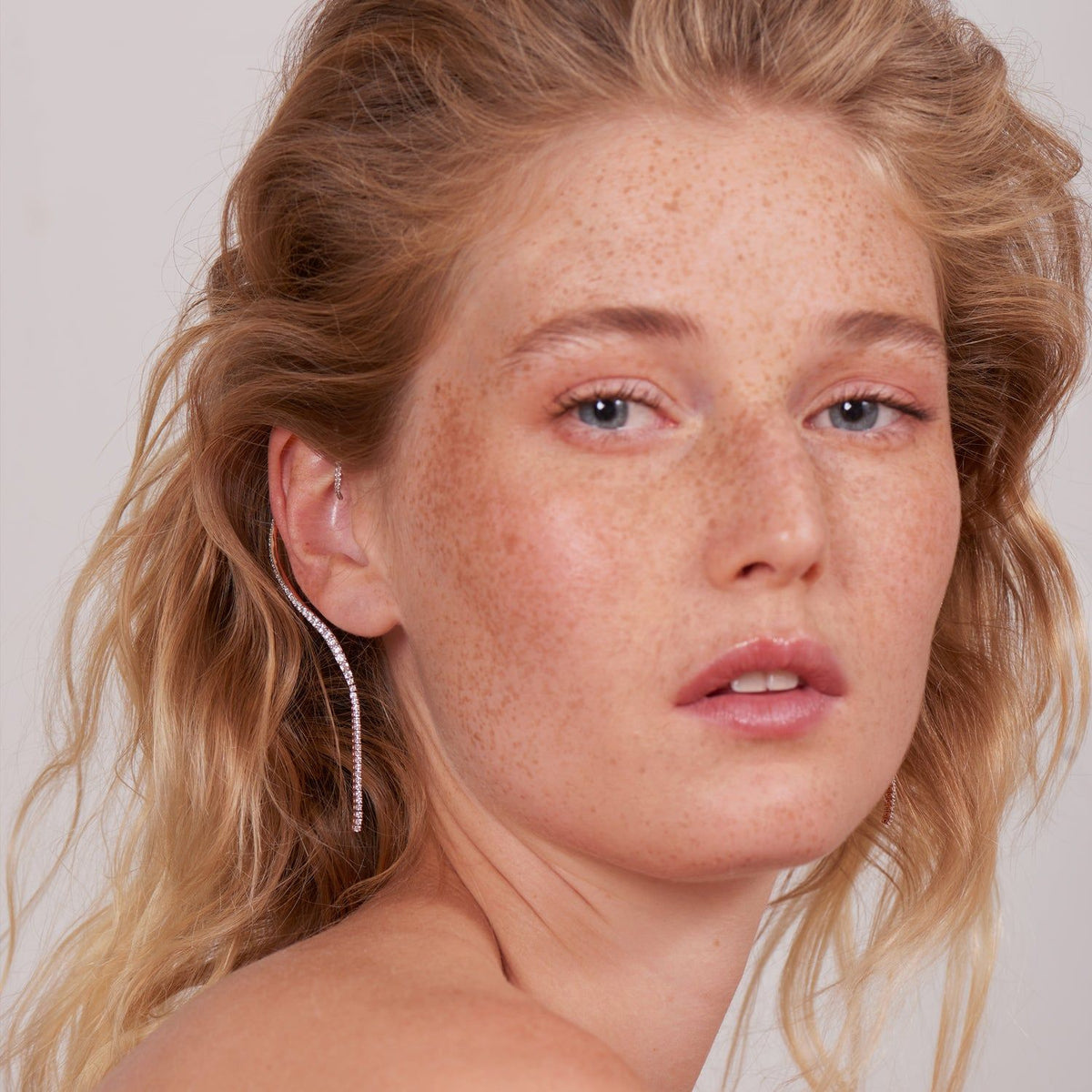 Halo 18K Rosegold Ear Cuff w. Diamonds