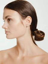 Maya 01 9K Gold Earcrawler w. Diamond & Pearls