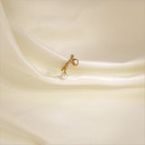 Twisted Pearl 18K Gold Stud w. Diamond & Pearl