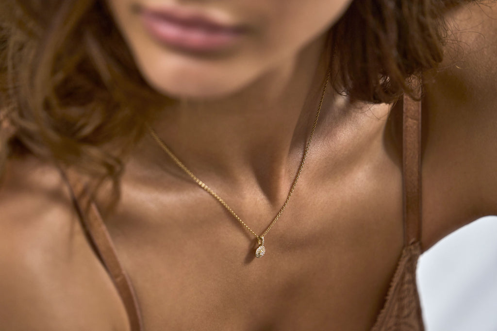 Matiné 18K Gold Pendant w. 37 Diamonds