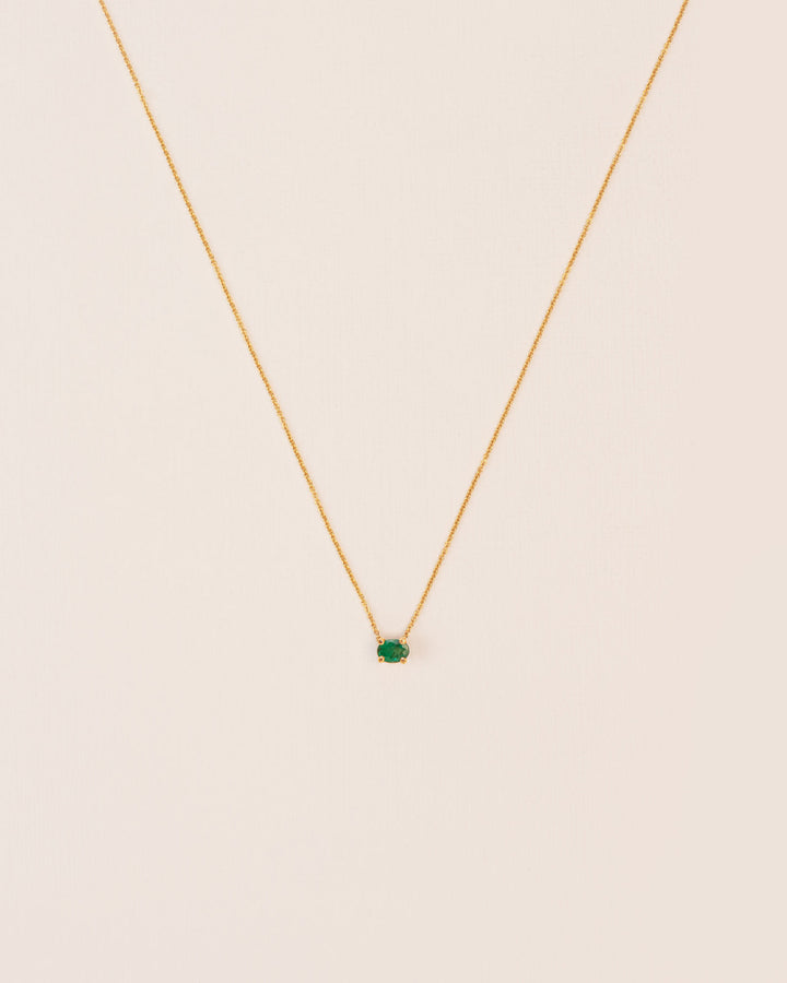 18K Gold Necklace w. Emerald