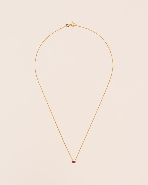 18K Gold Necklace w. Garnet