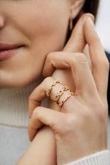 Open Brick 18K Gold Ring w. Diamonds