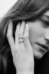 Open Brick 18K Gold Ring w. Diamonds