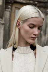 Floating Pearl Diamond Line Earcuff 05