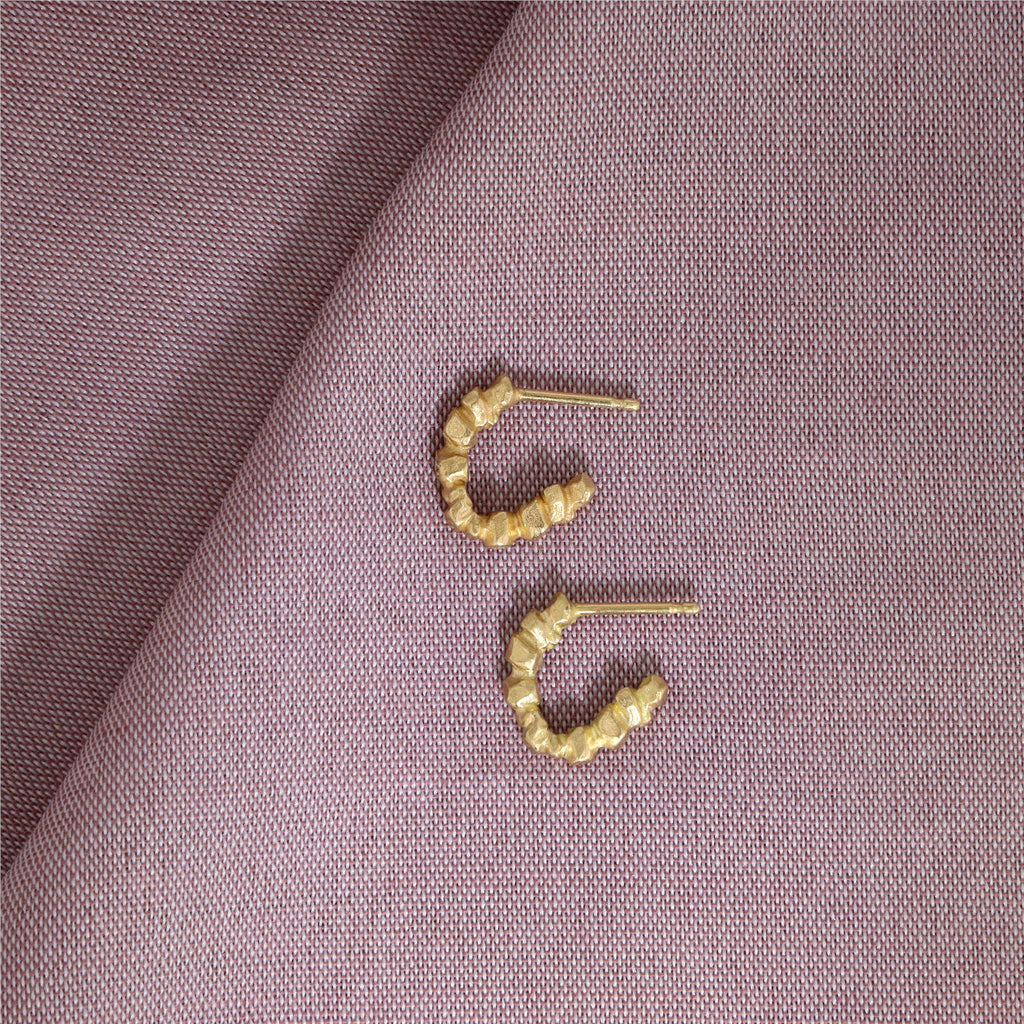 Small Nugget Huggie Hoop Gold, White Diamonds