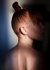 Pavéd Moon Piercing 18K Gold, Whitegold or Rosegold Hoop w. Diamond