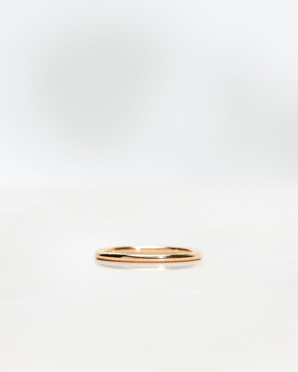 Round Goldie 1.5 mm 18K Gold, Whitegold or Rosegold Ring
