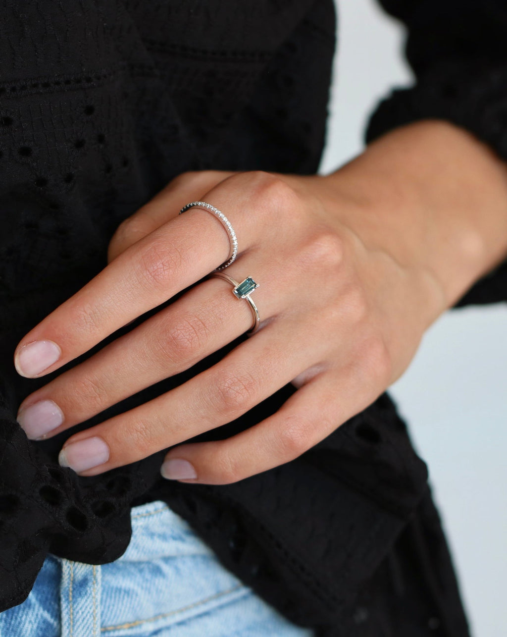 Nord London Blue S Turned 18K Whitegold Ring w. Topaz & Diamond