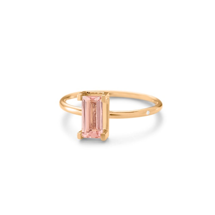 Ro Nord Rosa gewundener Goldring aus 18K I Turmalin & Diamant