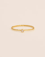 Twisted 18K Gold Ring w. White Diamond