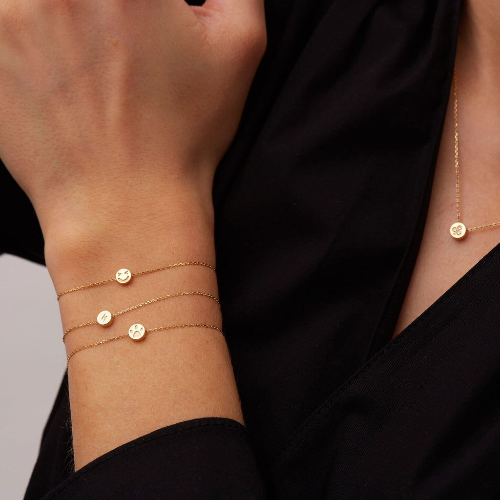 Modern Words Fine Kiss Me 18K Gold Bracelet w. Diamond