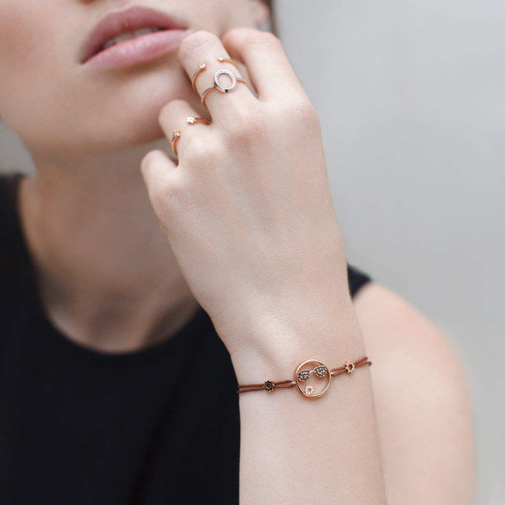 MOYEN Shades Cord 18K Rosegold Bracelet w. Quartz & Diamond