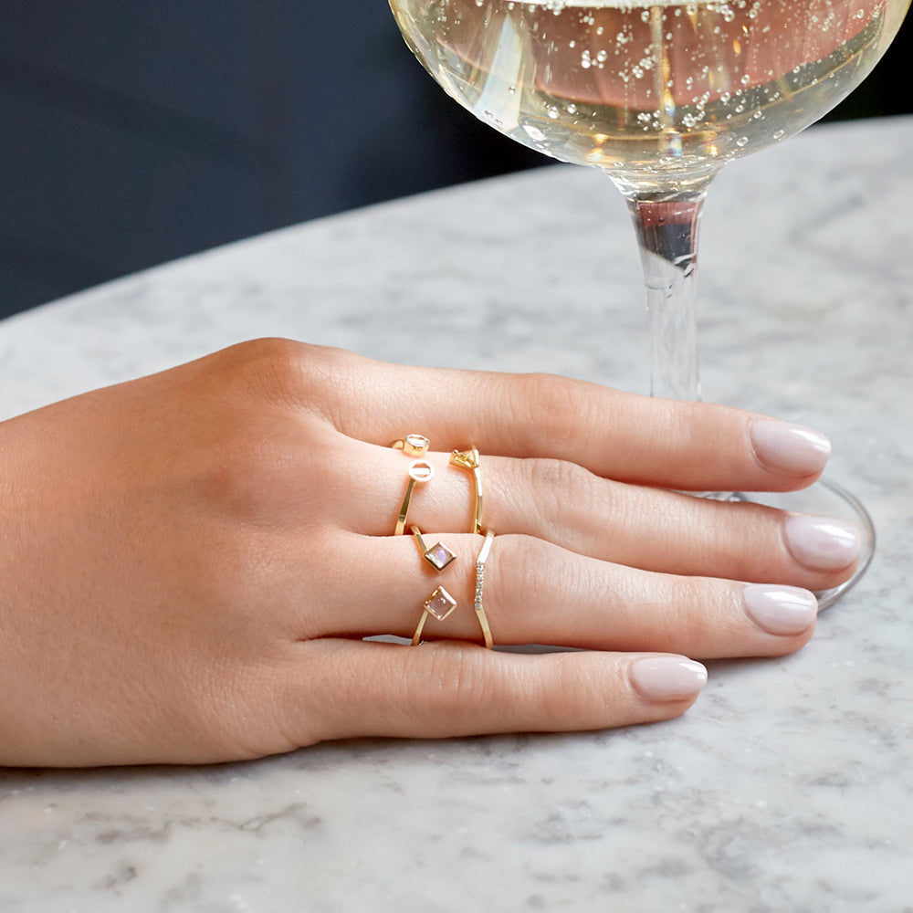 PREMIERE Diamond Paola 18K Gold Ring w. Diamond & Pearl