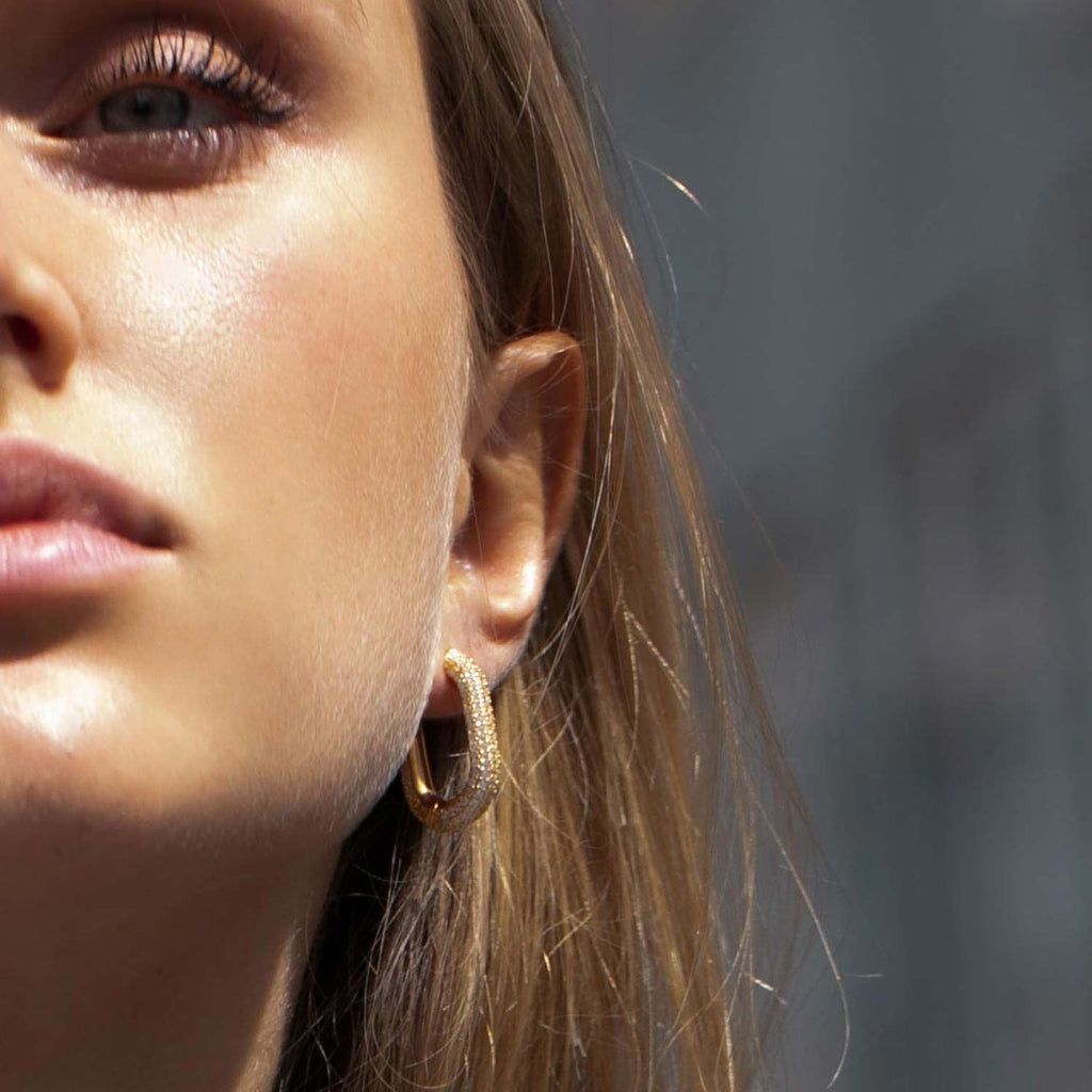 Capri Medio Gold Plated Earrings w. White Zirconias