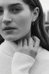 Small Brick 18K Gold Ring w. Diamonds