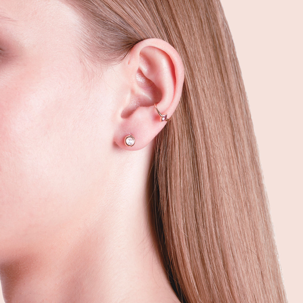 Petit Swinging 18K Rosegold Ear Cuff w. Diamond & Tourmaline