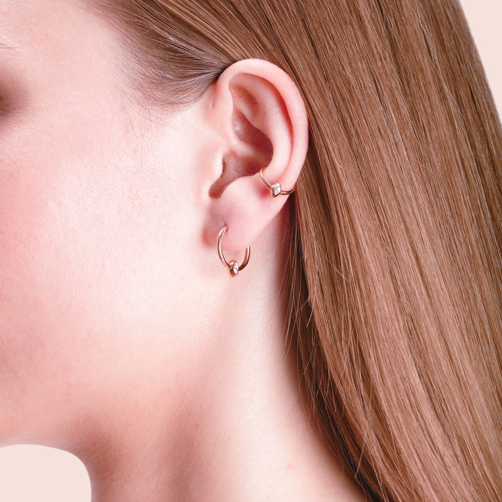 Petit Swinging 18K Rosegold Ear Cuff w. Diamond & Tourmaline