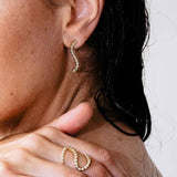 Wave 18K Gold Earrings w. Lab-Grown Diamond