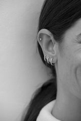 Small Line 18K Guld Hoop m. Lab-Grown Diamanter