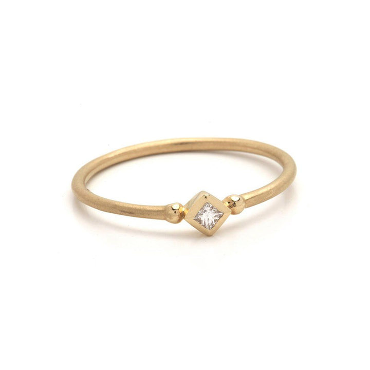 Sana 14K Gold Ring w. Diamond