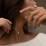 10K Gold Pendant w. Moonstone