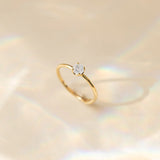 10K Guld Ring m. Månesten