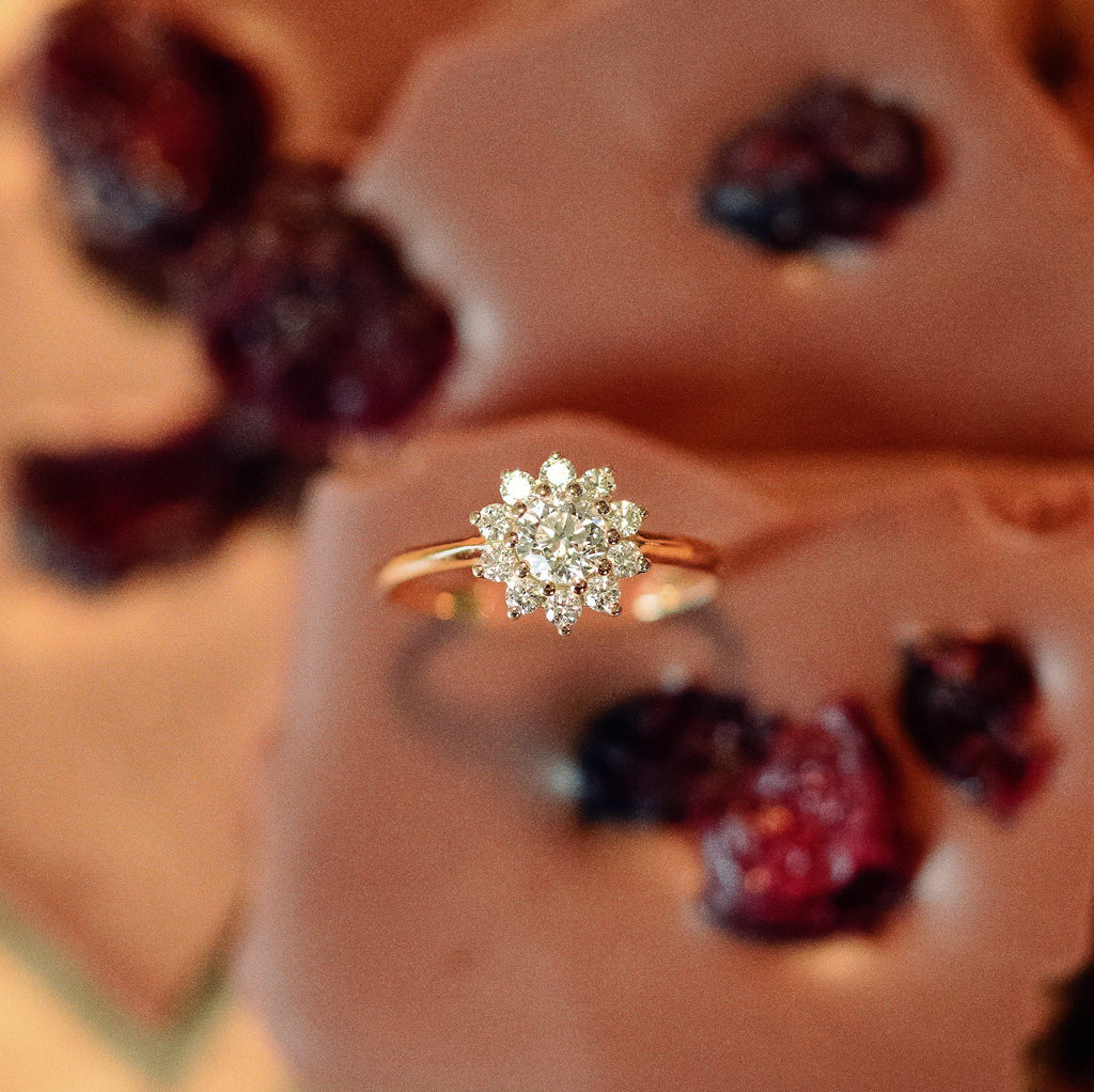 The Halo Large - 18k Gold / 48