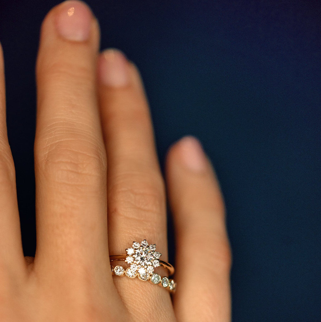 The Halo Large - 18k Gold / 48