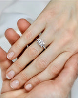 Meant to Be Her I Polierter Ring aus 18K Weißgold I Diamanten & Topas