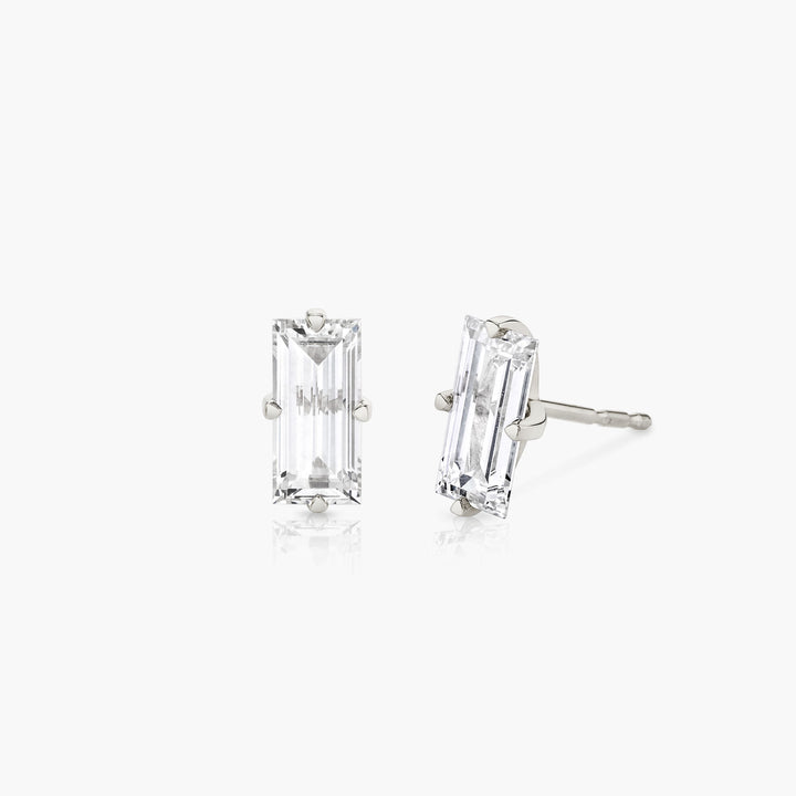 Iconic Baguette 14K Whitegold Studs w. Lab-Grown Diamonds, 0.75 ct.