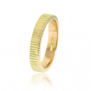 Large 18K Gold Ring