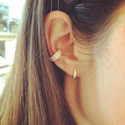 Parallel Small 18K Gold, Rosegold or Whitegold Hoops w. Diamonds