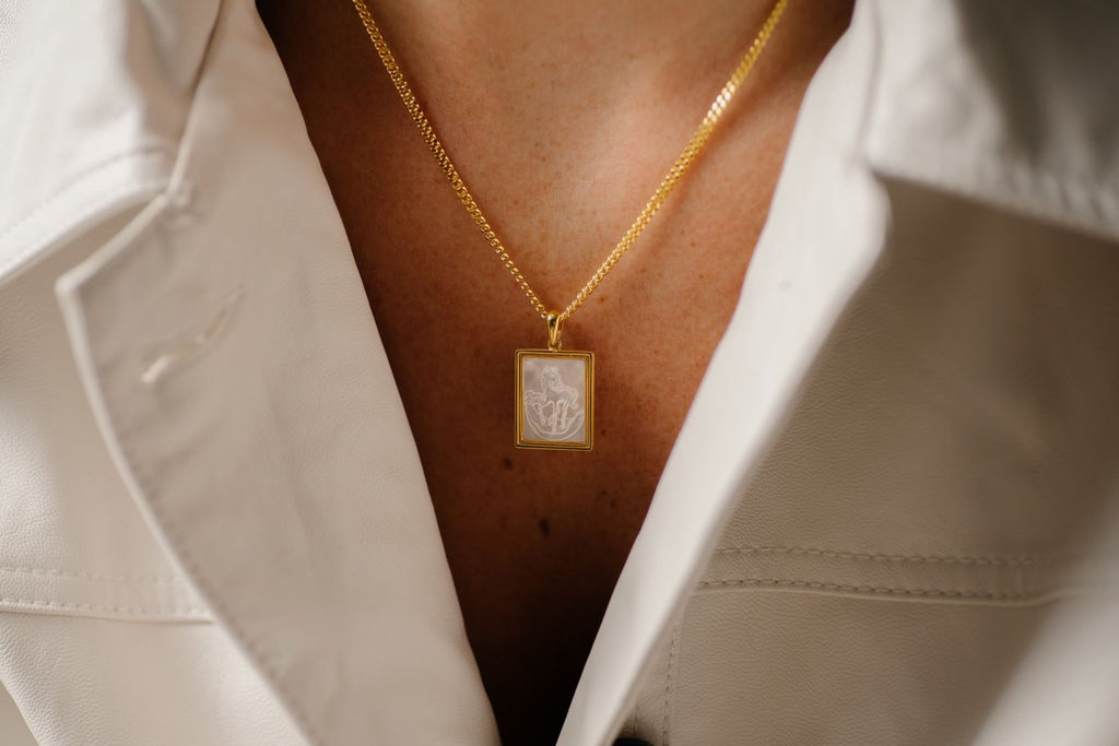 IX Valor Vedhæng Forgyldt