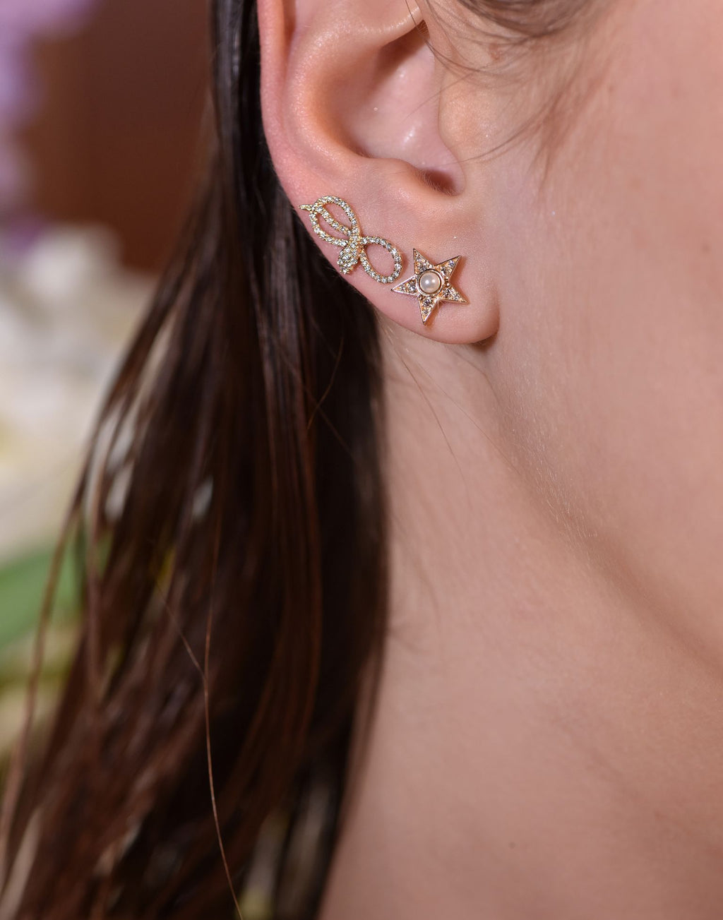 Moon & Star 14K Gold Studs w. Diamonds