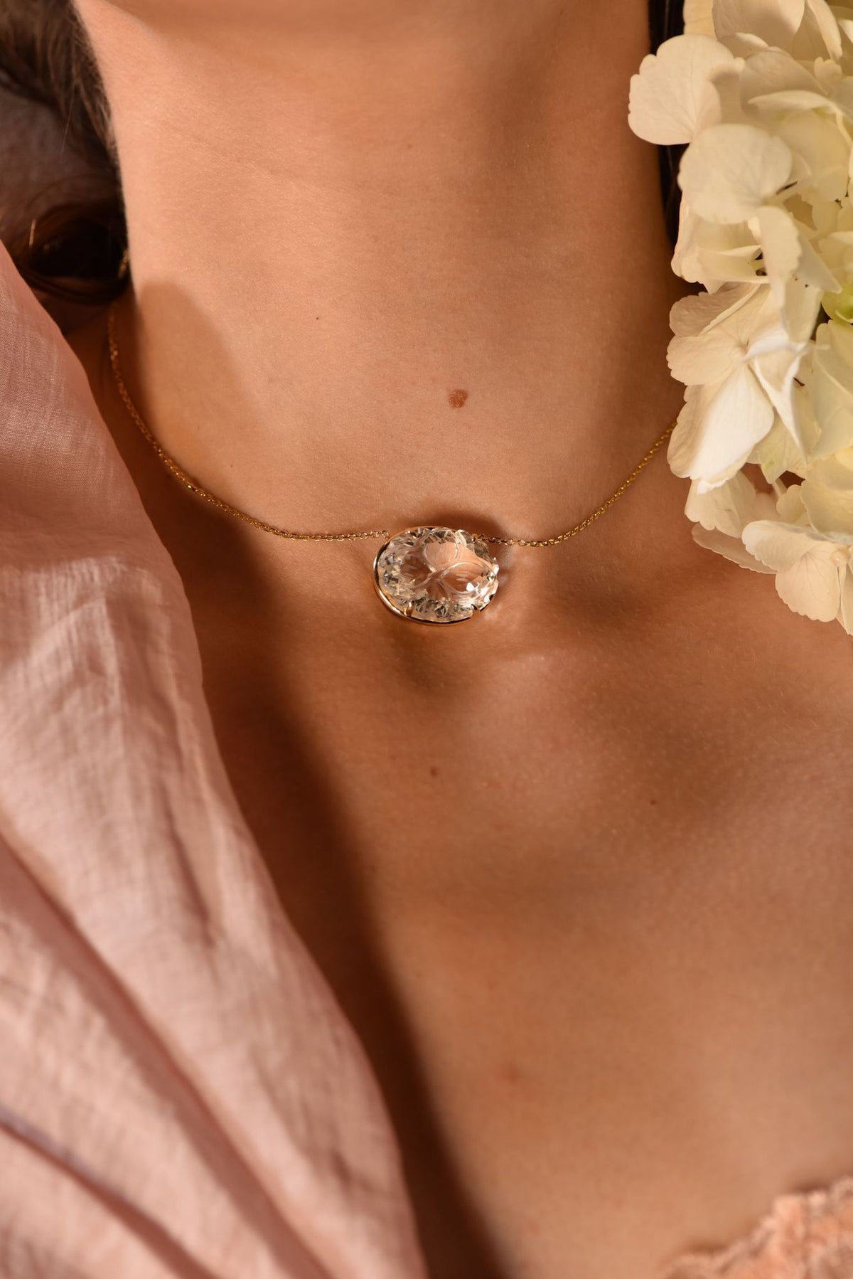 Camelia 18K Gold Necklace w. Diamonds & Crystal Quartz