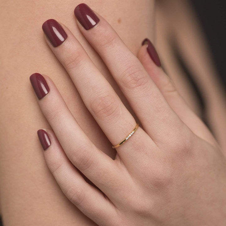 Eline Row 18K Gold Ring w. White Sapphires