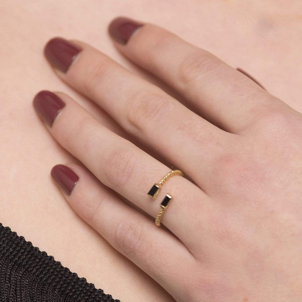 Lara Double Twist 18K Gold Ring w. Diamonds