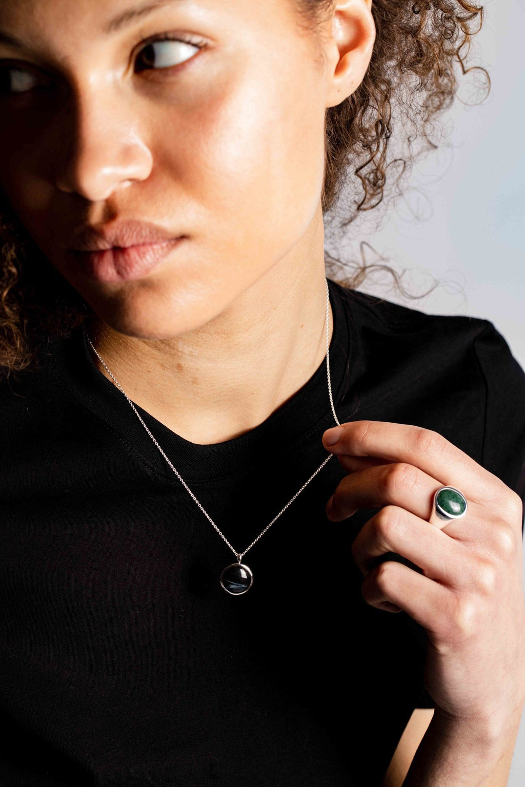 IX Round Hawks Eye Pendant