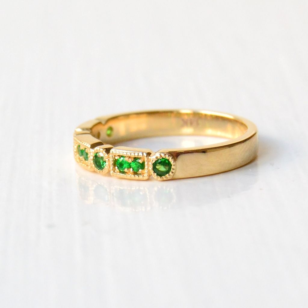 Trine Ji 14K Gold Ring w. Tsavorites