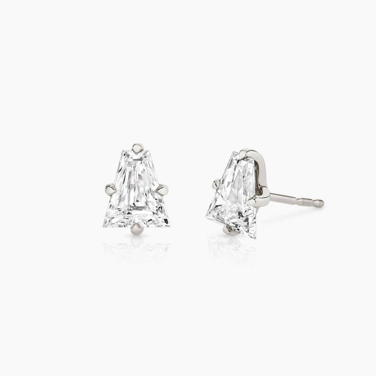 Iconic Keystone 14K Whitegold Studs w. Lab-Grown Diamonds, 0.75 ct.